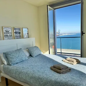 https://apt-apartamento-fenix-recien-renovado-y-vistas-al-mar.es-andalucia.com